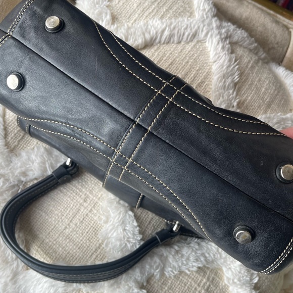 Vintage Coach Soho Style in Black - Picture 3 of 5